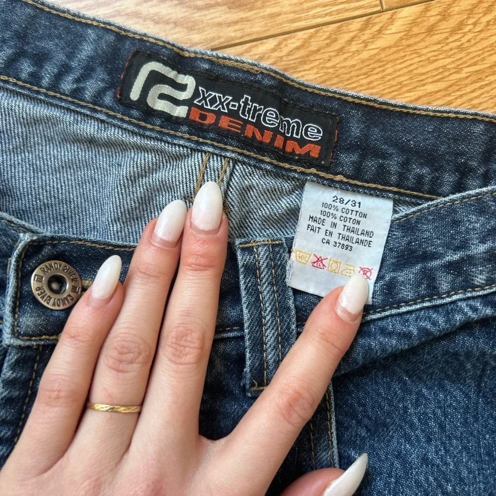 Blue Jean - Picture 6 of 7